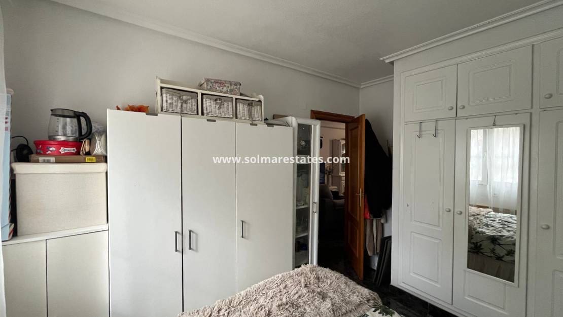 3 soveværelse Semi-Rækkehus til salg i Playa Flamenca med swimmingpool - € 350.000 (Ref: 9569941)