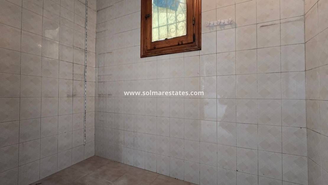 3 slaapkamer Villa te koop in El Chaparral met zwembad - € 330.000 (Ref: 9575169)