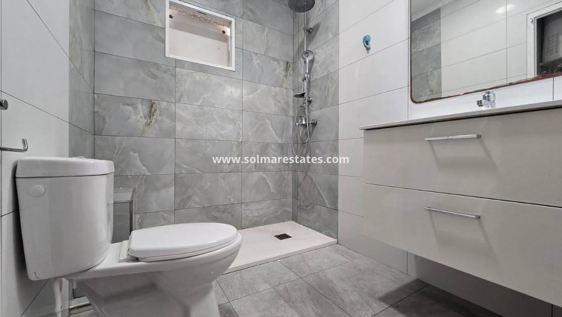 3 slaapkamer Villa te koop in El Chaparral met zwembad - € 330.000 (Ref: 9575169)