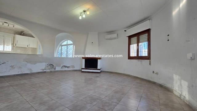 3 slaapkamer Villa te koop in El Chaparral, Torrevieja met zwembad - € 330.000 (Ref: 9575169)