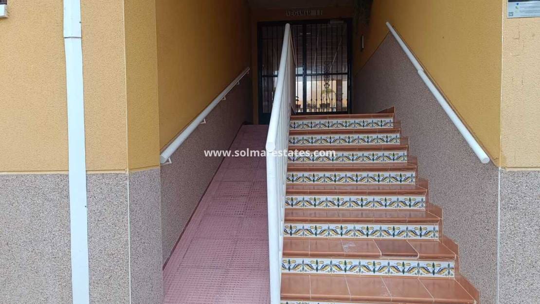 2 sovrum Lägenhet till salu i Rafal med pool - 89 000 € (Ref: 9576888)