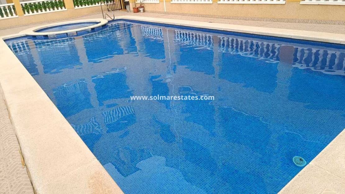 2 sovrum Lägenhet till salu i Rafal med pool - 89 000 € (Ref: 9576888)