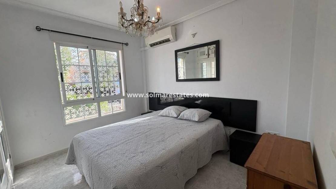 2 camera da letto Appartamento in vendita in Playa Flamenca con piscina - 139.000 € (Rif: 9578246)