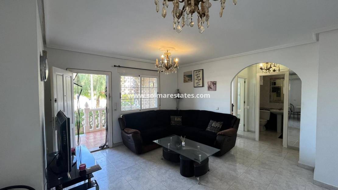 2 bedroom Apartment for sale in Playa Flamenca with pool - € 139,950 (Ref: 9578246)