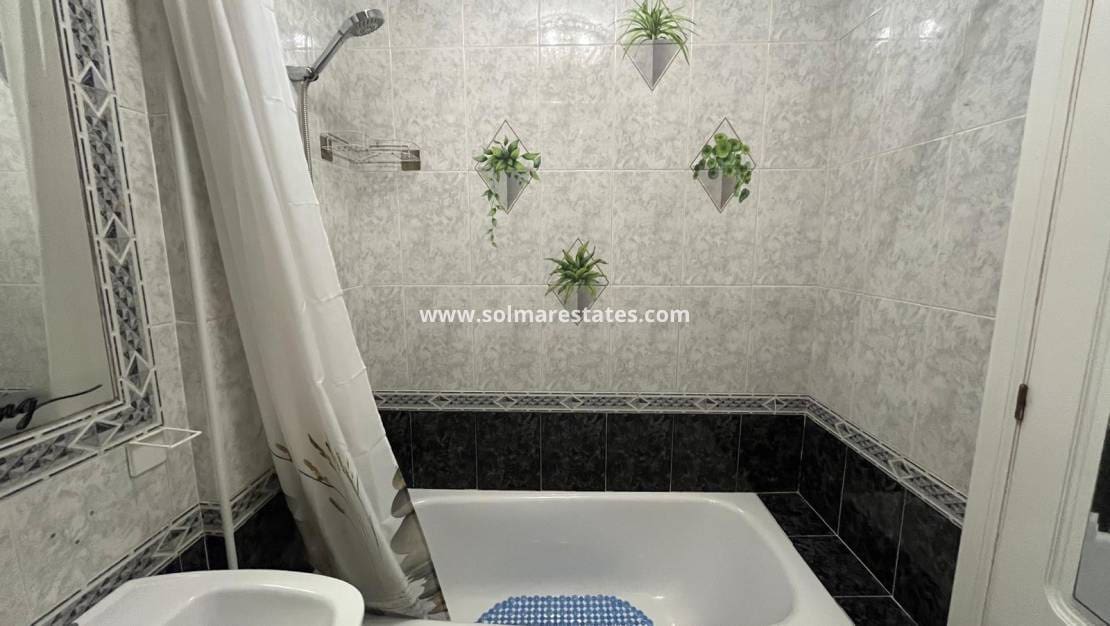 2 bedroom Apartment for sale in Playa Flamenca with pool - € 139,950 (Ref: 9578246)