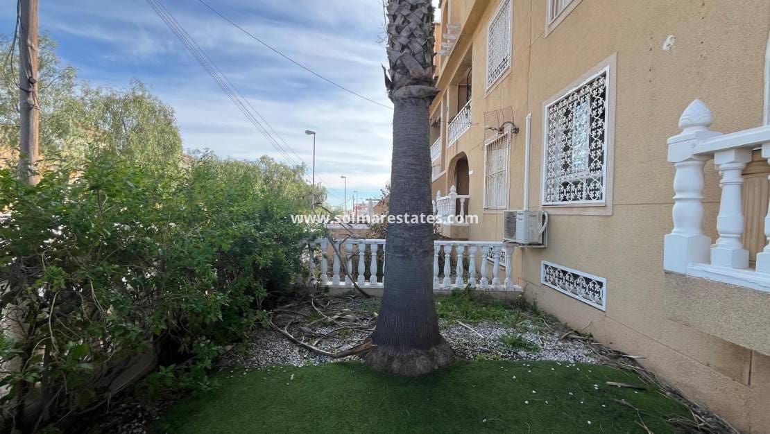 2 bedroom Apartment for sale in Playa Flamenca with pool - € 139,950 (Ref: 9578246)