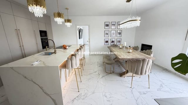 6 quarto Moradia para venda em Villamartin, Orihuela com piscina - 695 000 € (Ref: 9583159)