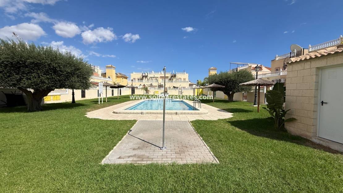 2 camera da letto Appartamento in vendita in La Zenia con piscina - 205.900 € (Rif: 9588141)