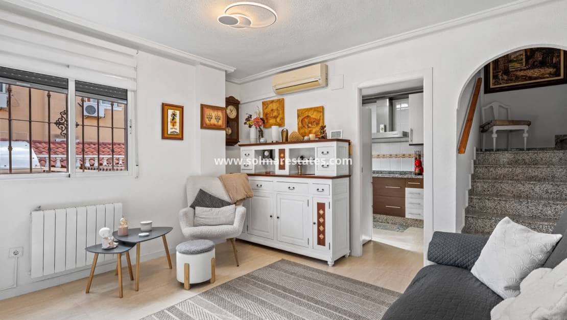 5 chambre Villa/Maison à vendre à Ciudad Quesada avec piscine - 276 000 € (Ref: 9588145)