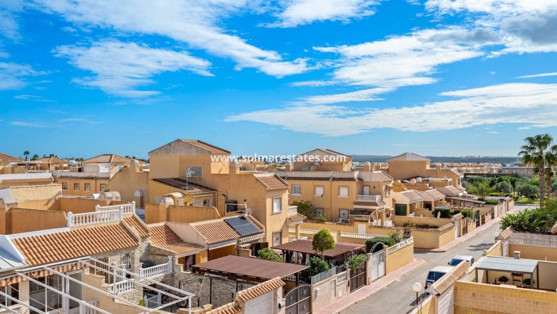 5 chambre Villa/Maison à vendre à Ciudad Quesada avec piscine - 276 000 € (Ref: 9588145)