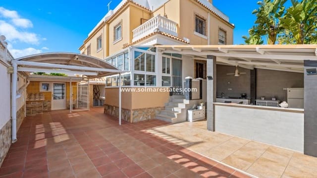 5 chambre Villa/Maison à vendre à Ciudad Quesada, Rojales avec piscine - 276 000 € (Ref: 9588145)