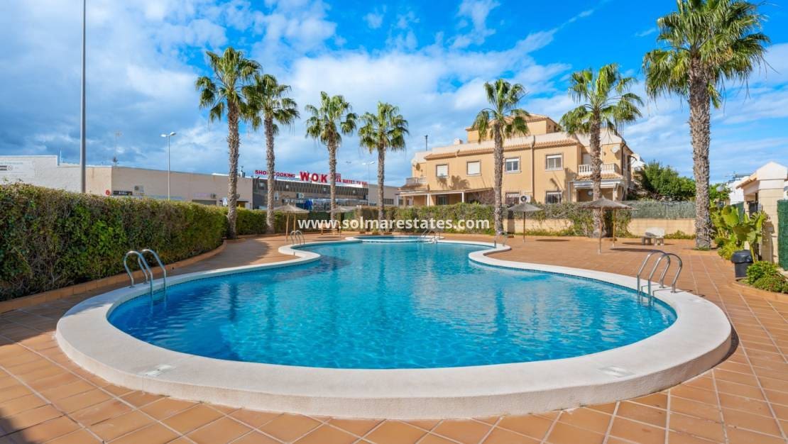 5 chambre Villa/Maison à vendre à Ciudad Quesada avec piscine - 276 000 € (Ref: 9588145)