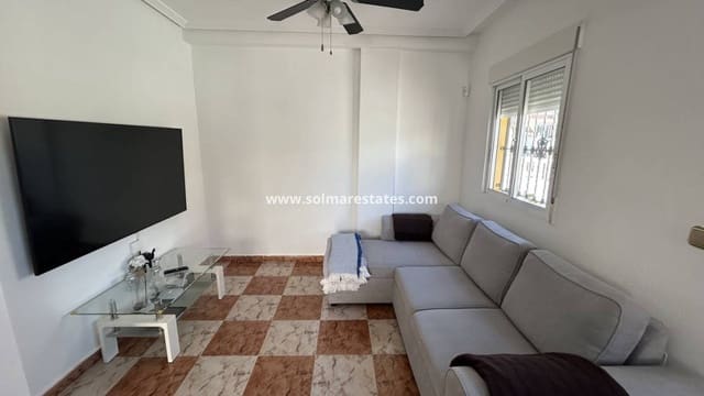 2 quarto Moradia Geminada para venda em Cabo Roig, Orihuela com piscina - 240 000 € (Ref: 9588146)