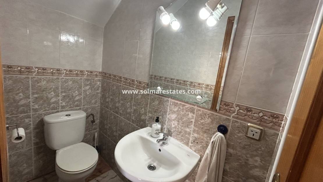 2 sypialnia Dom blizniak na sprzedaż w Cabo Roig z basenem - 240 000 € (Ref: 9588146)