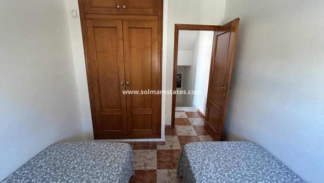 2 sypialnia Dom blizniak na sprzedaż w Cabo Roig z basenem - 240 000 € (Ref: 9588146)