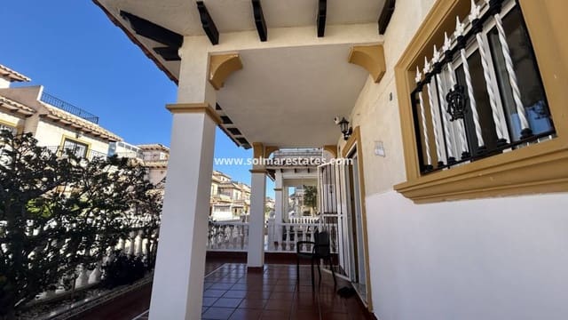 2 quarto Moradia Geminada para venda em Cabo Roig, Orihuela com piscina - 240 000 € (Ref: 9588146)