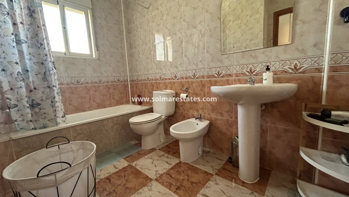 2 sypialnia Dom blizniak na sprzedaż w Cabo Roig z basenem - 240 000 € (Ref: 9588146)