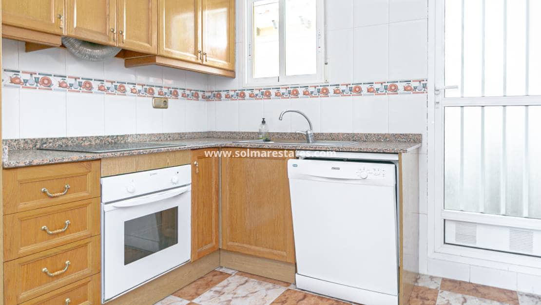 2 quarto Apartamento para venda em Villamartin com piscina - 139 000 € (Ref: 9588301)