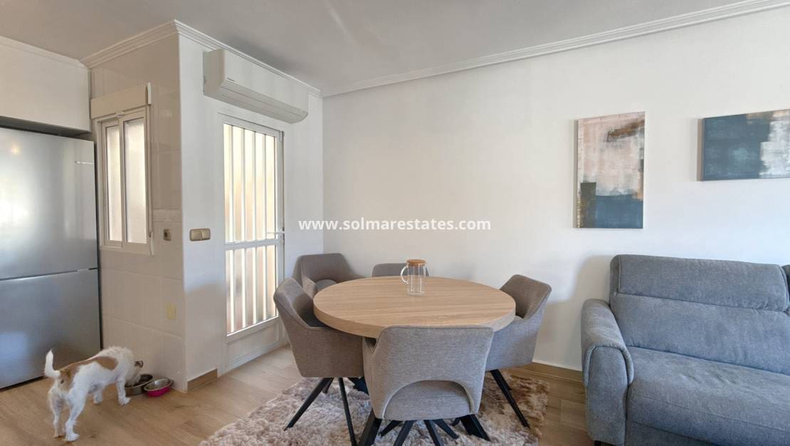 2 slaapkamer Bungalow te koop in Cabo Roig met zwembad - € 184.950 (Ref: 9590463)