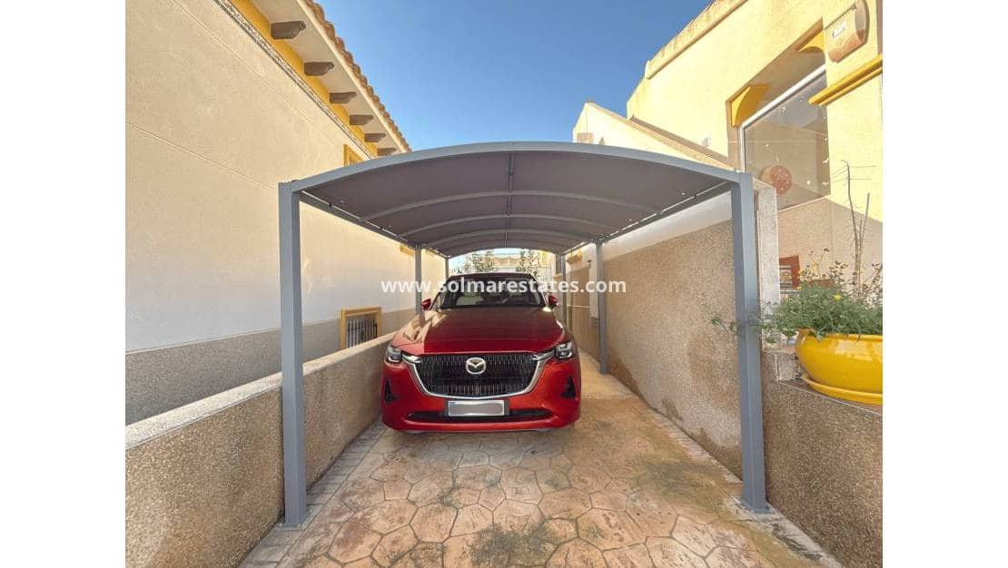 2 slaapkamer Bungalow te koop in Cabo Roig met zwembad - € 184.950 (Ref: 9590463)