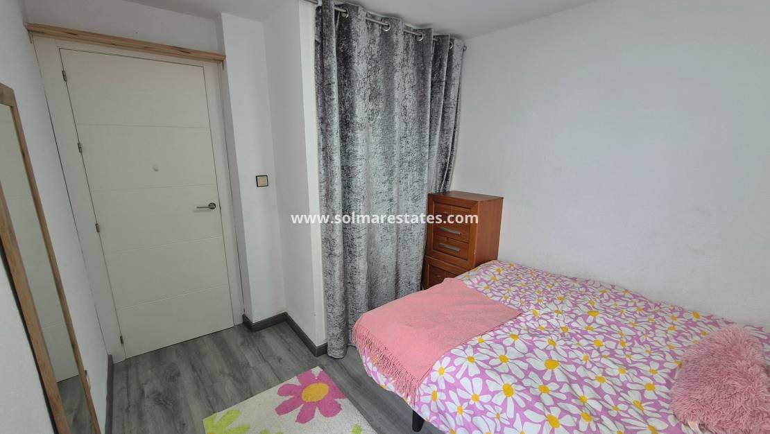 3 chambre Appartement à vendre à La Florida avec piscine - 169 950 € (Ref: 9590465)