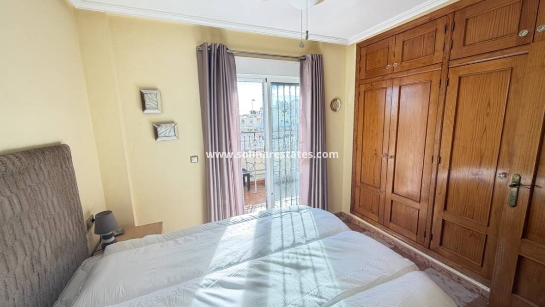 2 makuuhuone Rivitalo myytävänä paikassa Villamartin mukana uima-altaan - 189 995 € (Ref: 9590467)