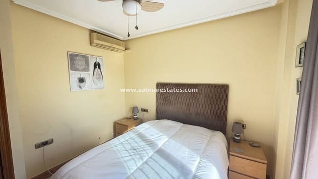 2 bedroom Terraced Villa for sale in Villamartin, Orihuela with pool - € 189,995 (Ref: 9590467)