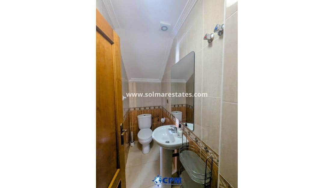 3 chambre Villa/Maison Mitoyenne à vendre à Cabo Roig avec piscine - 205 000 € (Ref: 9593308)