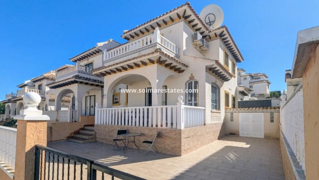 3 chambre Villa/Maison Mitoyenne à vendre à Cabo Roig avec piscine - 205 000 € (Ref: 9593308)