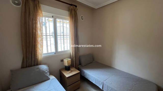 3 sovrum Radhus till salu i Cabo Roig, Orihuela med pool - 205 000 € (Ref: 9593308)