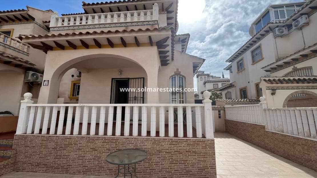 3 bedroom Terraced Villa for sale in Cabo Roig with pool - € 205,000 (Ref: 9593308)