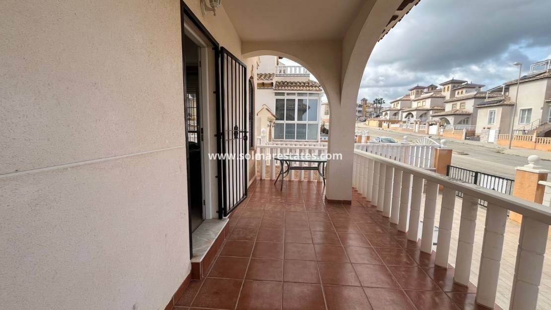 3 bedroom Terraced Villa for sale in Cabo Roig with pool - € 205,000 (Ref: 9593308)