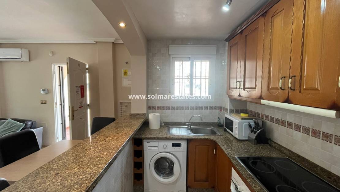 3 bedroom Terraced Villa for sale in Cabo Roig with pool - € 205,000 (Ref: 9593308)