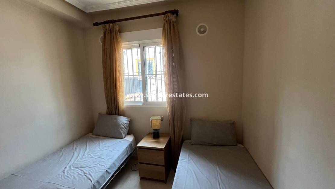 3 bedroom Terraced Villa for sale in Cabo Roig with pool - € 205,000 (Ref: 9593308)