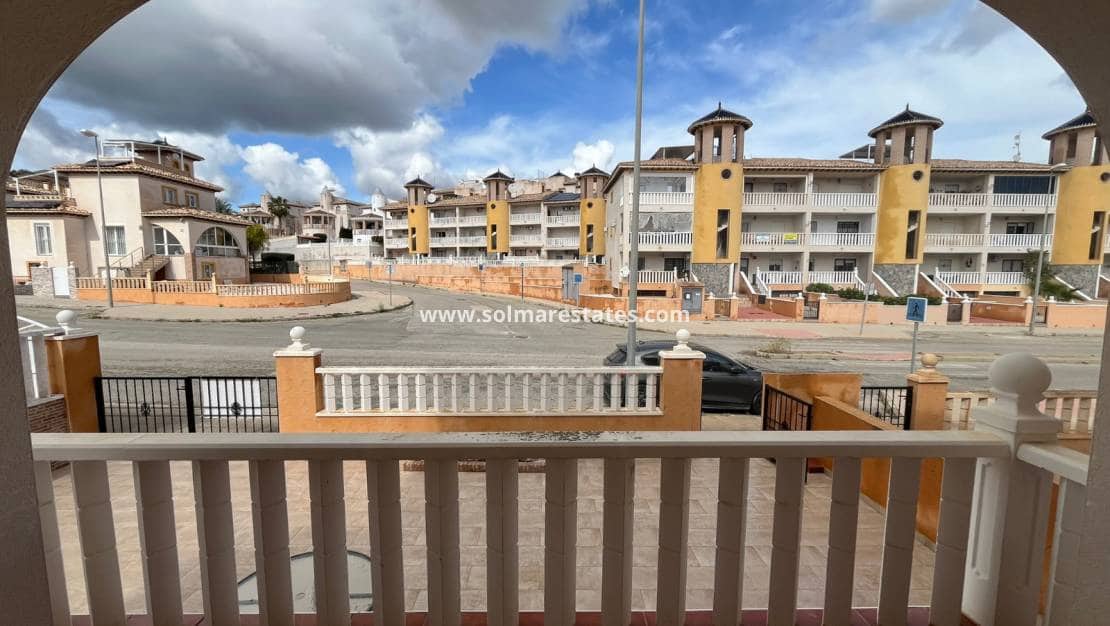 3 bedroom Terraced Villa for sale in Cabo Roig with pool - € 205,000 (Ref: 9593308)