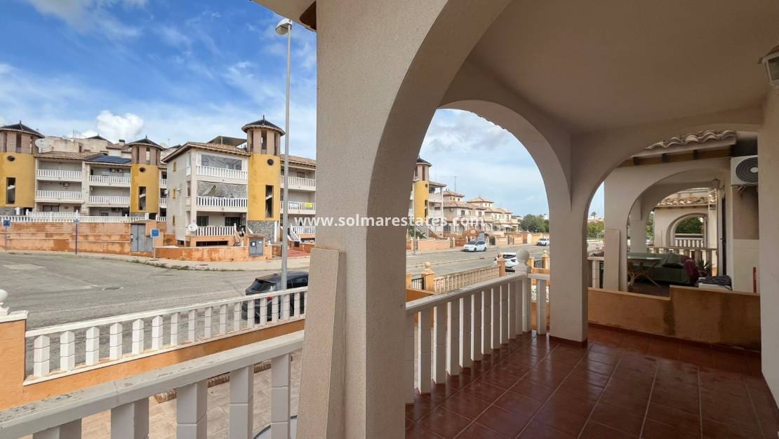 3 bedroom Terraced Villa for sale in Cabo Roig with pool - € 205,000 (Ref: 9593308)
