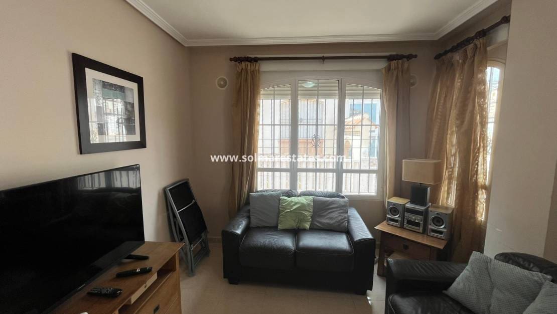 3 bedroom Terraced Villa for sale in Cabo Roig with pool - € 205,000 (Ref: 9593308)