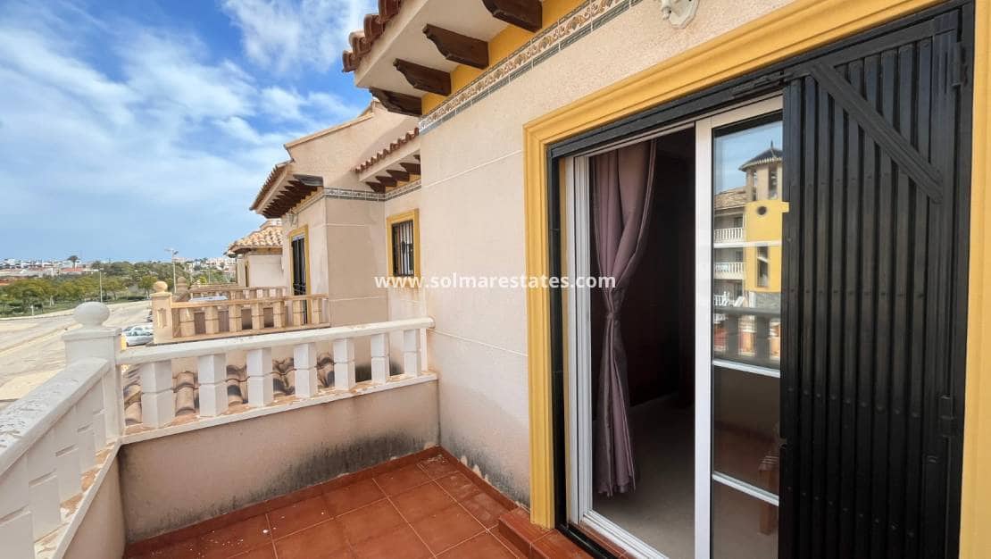 3 bedroom Terraced Villa for sale in Cabo Roig with pool - € 205,000 (Ref: 9593308)