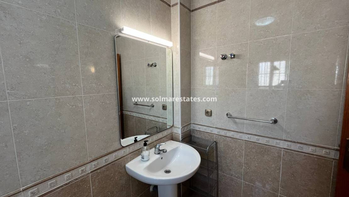 3 bedroom Terraced Villa for sale in Cabo Roig with pool - € 205,000 (Ref: 9593308)