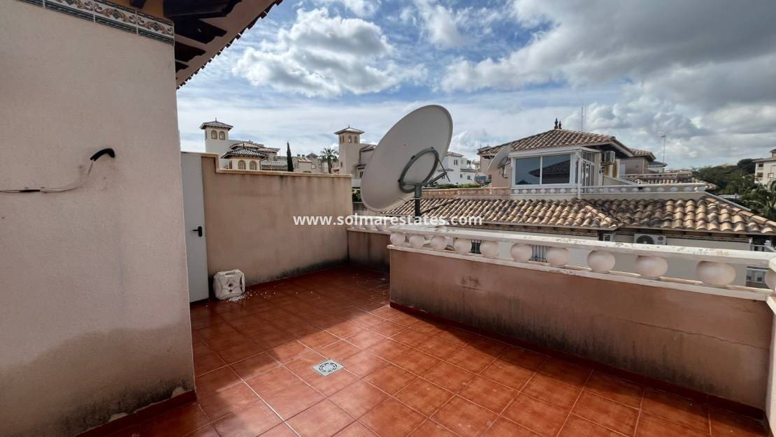3 bedroom Terraced Villa for sale in Cabo Roig with pool - € 205,000 (Ref: 9593308)