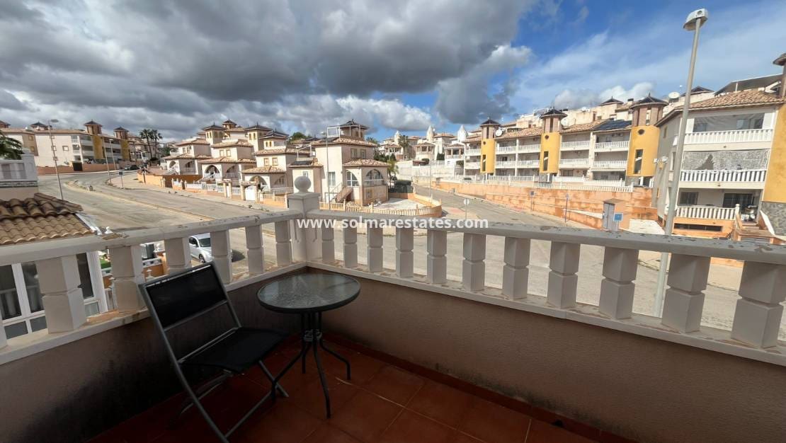 3 bedroom Terraced Villa for sale in Cabo Roig with pool - € 205,000 (Ref: 9593308)