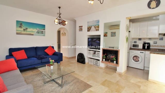 3 chambre Villa/Maison Semi-Mitoyenne à vendre à Playa Flamenca, Orihuela avec piscine - 249 000 € (Ref: 9603449)