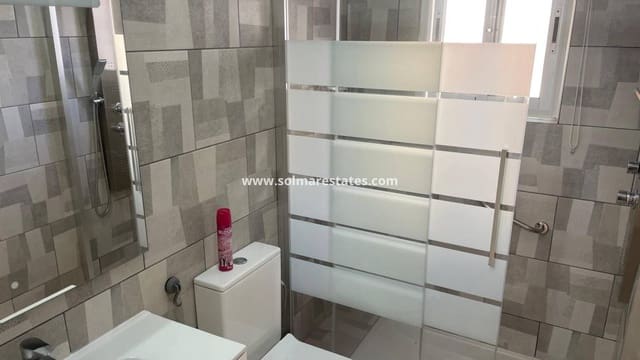 2 soverom Hus til salgs i Villamartin, Orihuela med svømmebasseng - € 199 995 (Ref: 9605402)