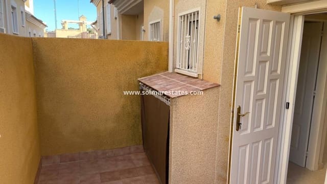 2 soverom Hus til salgs i Villamartin, Orihuela med svømmebasseng - € 199 995 (Ref: 9605402)