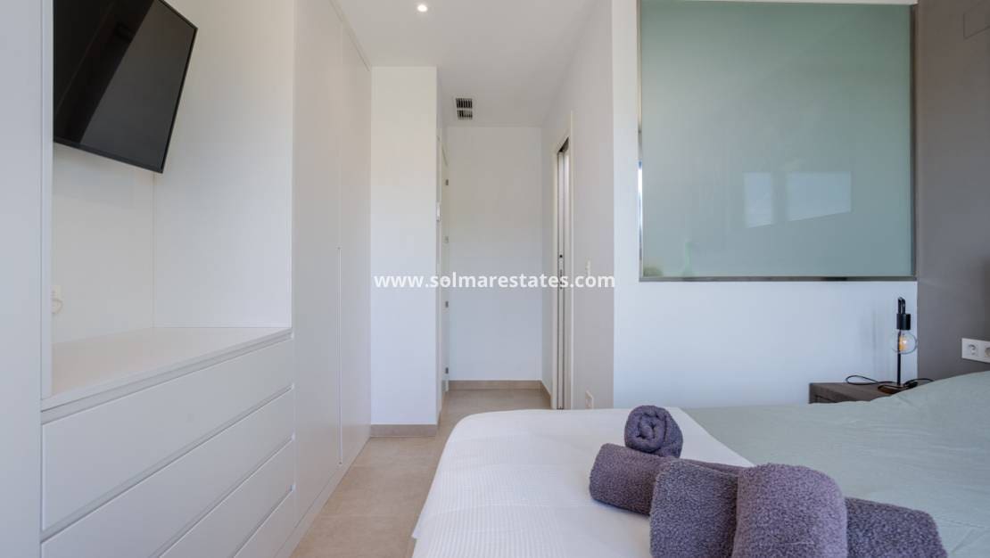 3 makuuhuone Paritalo myytävänä paikassa Benijofar mukana uima-altaan - 439 900 € (Ref: 9606345)