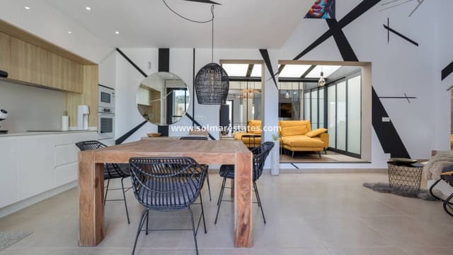 3 makuuhuone Paritalo myytävänä paikassa Benijófar mukana uima-altaan - 439 900 € (Ref: 9606345)