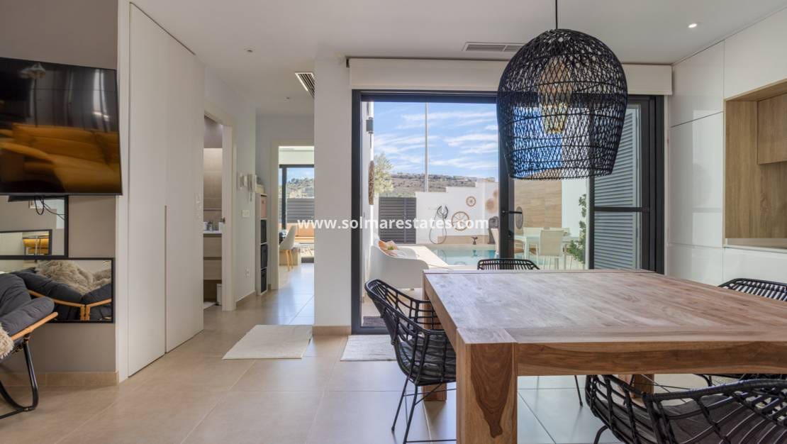 3 makuuhuone Paritalo myytävänä paikassa Benijofar mukana uima-altaan - 439 900 € (Ref: 9606345)