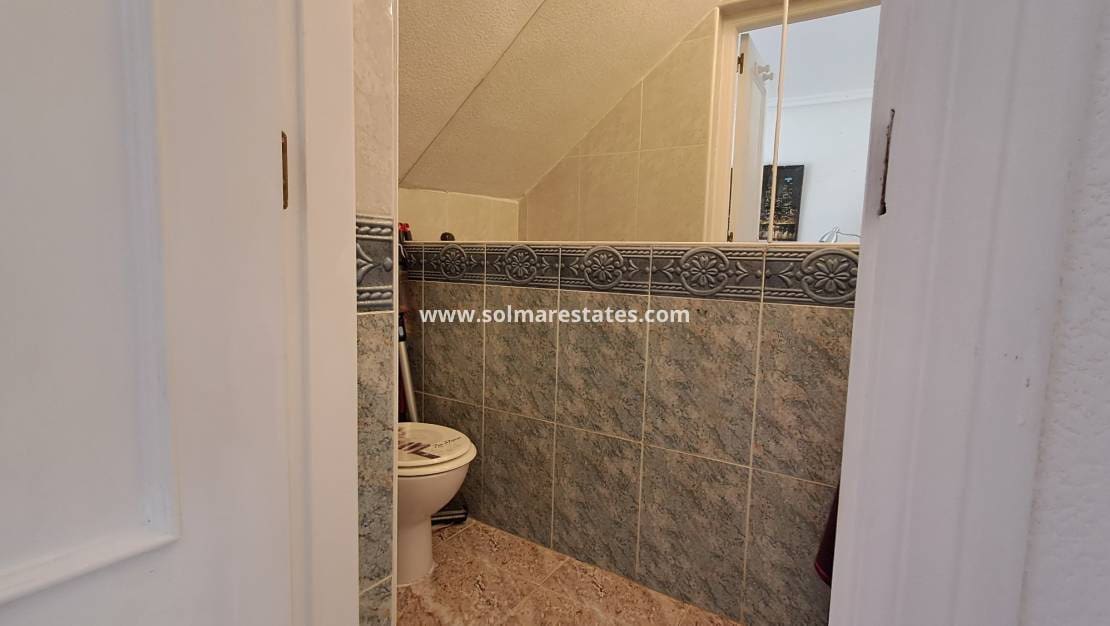 2 makuuhuone Omakotitalo myytävänä paikassa Villamartin mukana uima-altaan - 159 000 € (Ref: 9606346)