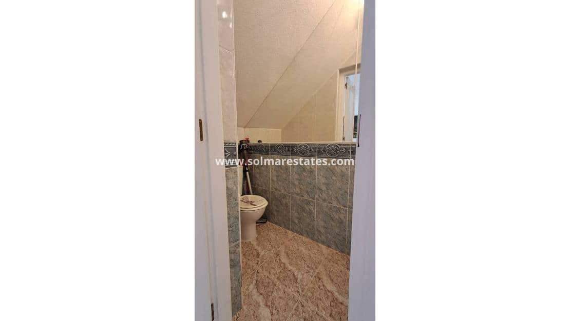 2 makuuhuone Omakotitalo myytävänä paikassa Villamartin mukana uima-altaan - 159 000 € (Ref: 9606346)