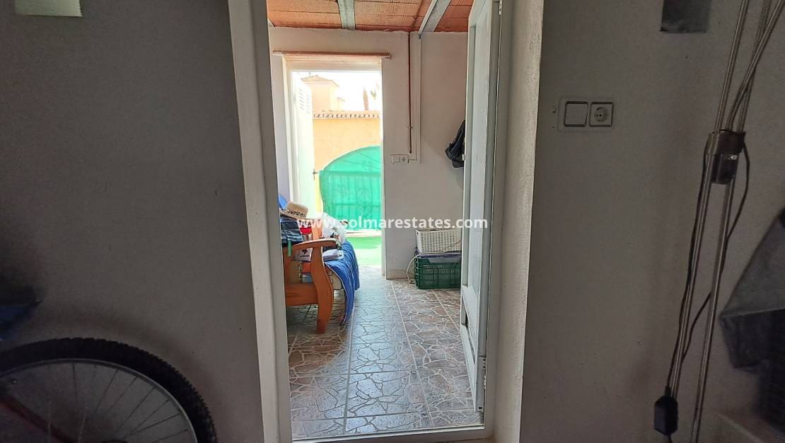 2 makuuhuone Omakotitalo myytävänä paikassa Villamartin mukana uima-altaan - 159 000 € (Ref: 9606346)